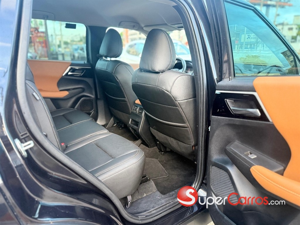2022 Mitsubishi Motors Outlander — foto 8 / 12