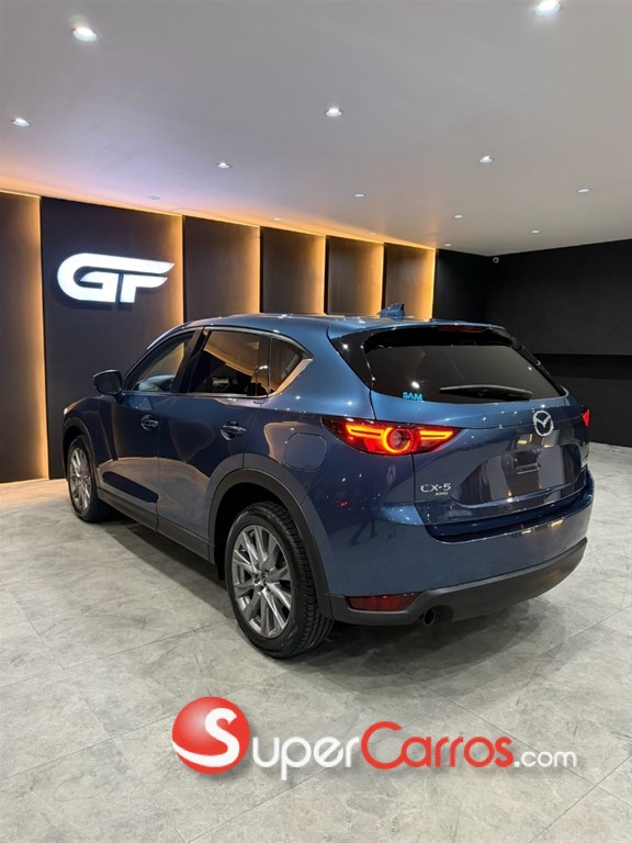 2021 Mazda CX-5 Touring — foto 6 / 9
