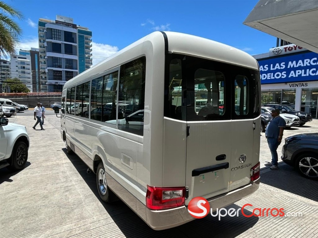 2027 Toyota Coaster — foto 11 / 11