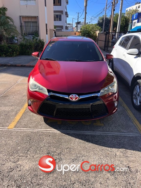 2016 Toyota Camry SE
