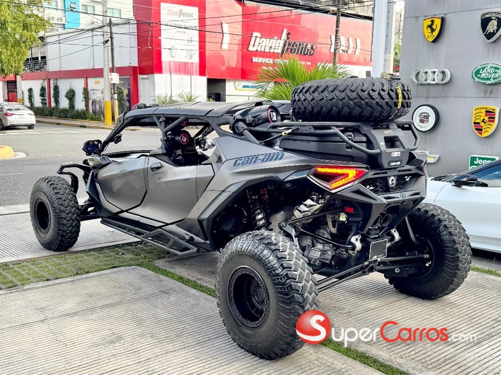 2025 Can Am Maverick R XRS — foto 10 / 12