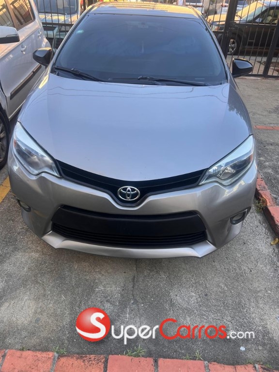 2014 Toyota Corolla LE Plus — foto 2 / 10