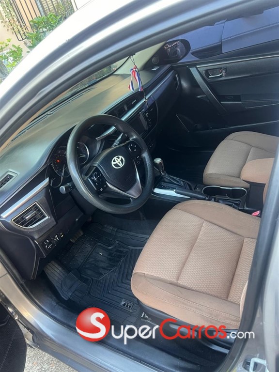 2014 Toyota Corolla LE Plus — foto 9 / 10