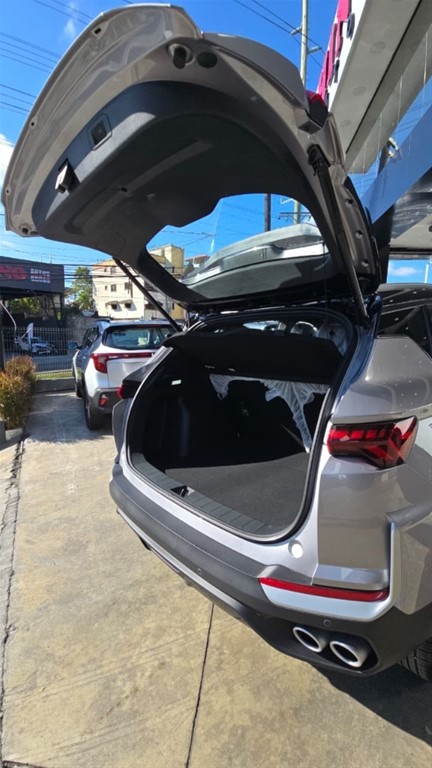 2027 Geely COOLRAY Million — foto 2 / 12