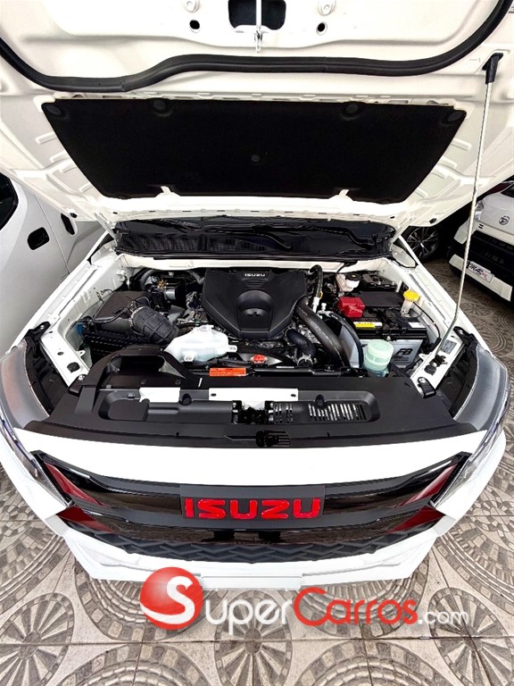 2026 Isuzu DMAX GT Limited Edition — foto 3 / 12