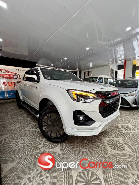 2026 Isuzu DMAX GT Limited Edition — foto 4 / 12