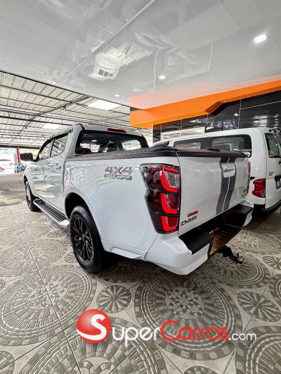 2026 Isuzu DMAX GT Limited Edition — foto 5 / 12