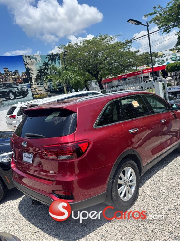 2020 Kia Sorento — foto 3 / 9