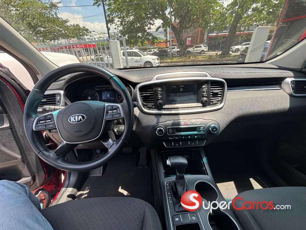 2020 Kia Sorento — foto 4 / 9