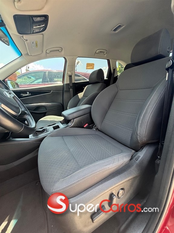 2020 Kia Sorento — foto 6 / 9