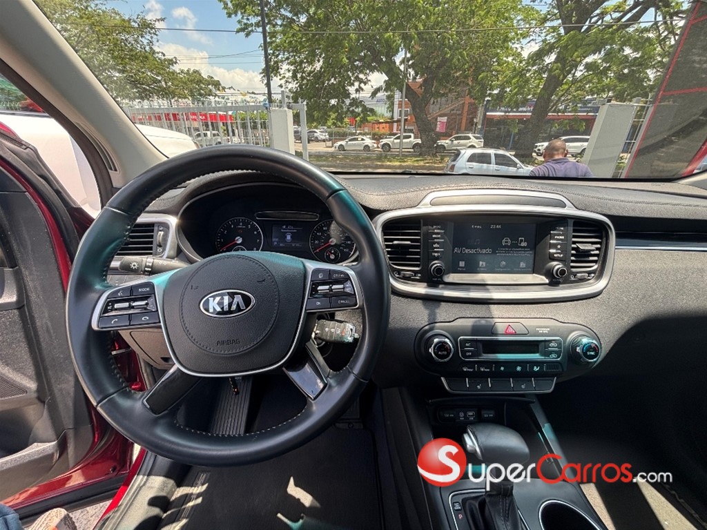 2020 Kia Sorento — foto 7 / 9