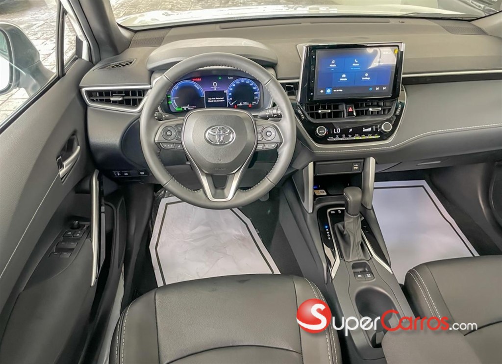 2025 Toyota Corolla Cross Hibrid — foto 7 / 10