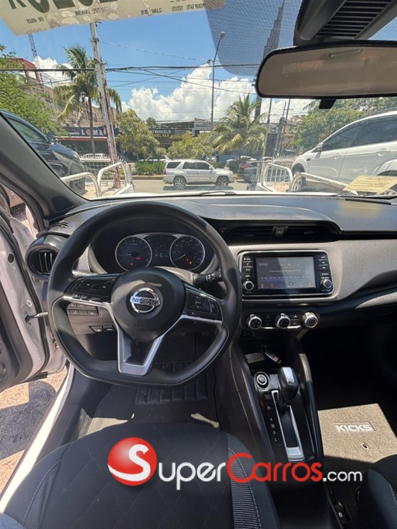 2020 Nissan Kicks — foto 2 / 8