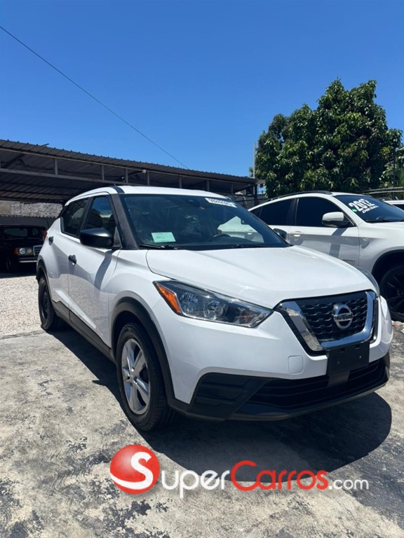 2020 Nissan Kicks — foto 4 / 8