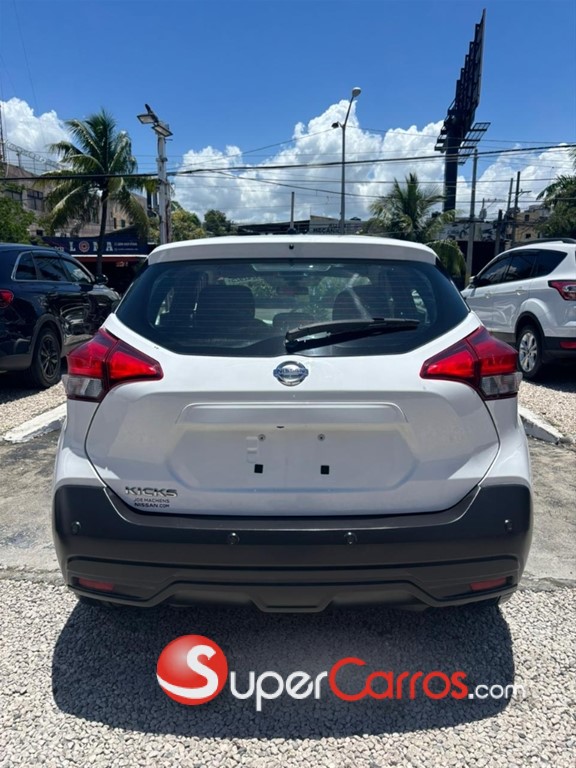 2020 Nissan Kicks — foto 5 / 8