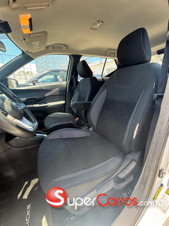 2020 Nissan Kicks — foto 6 / 8