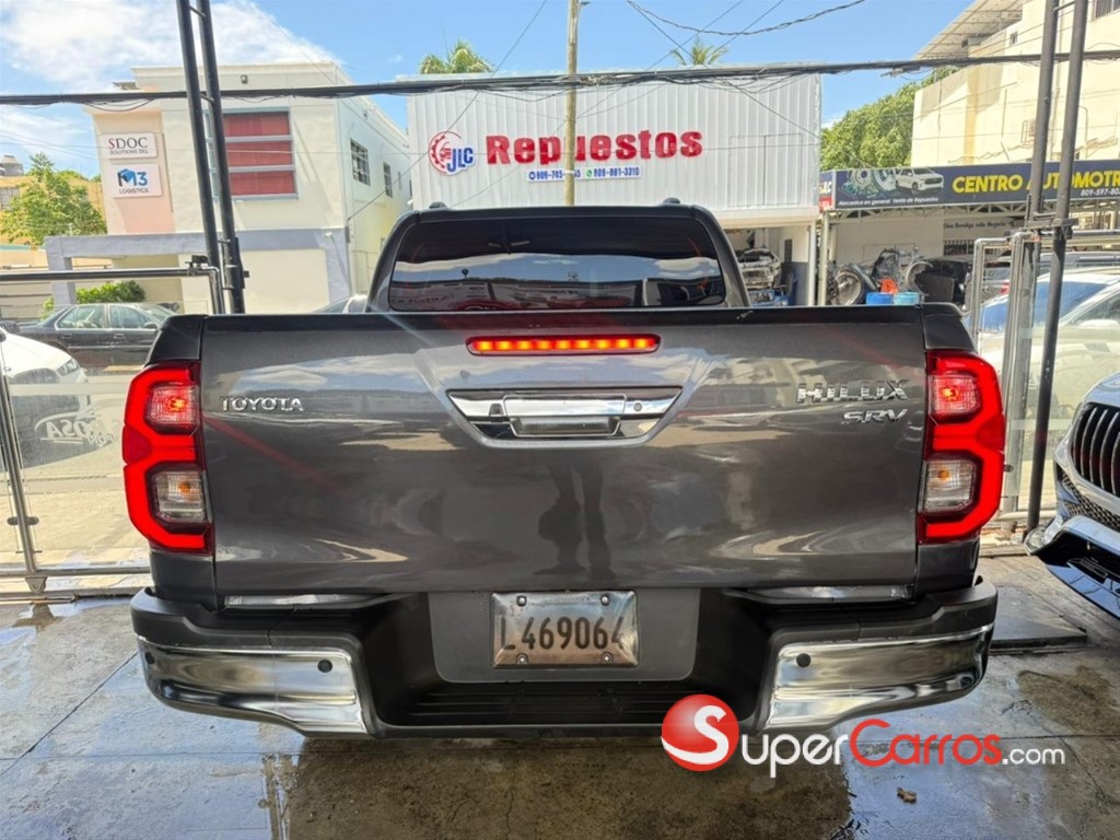 2023 Toyota Hilux SRV — foto 3 / 9