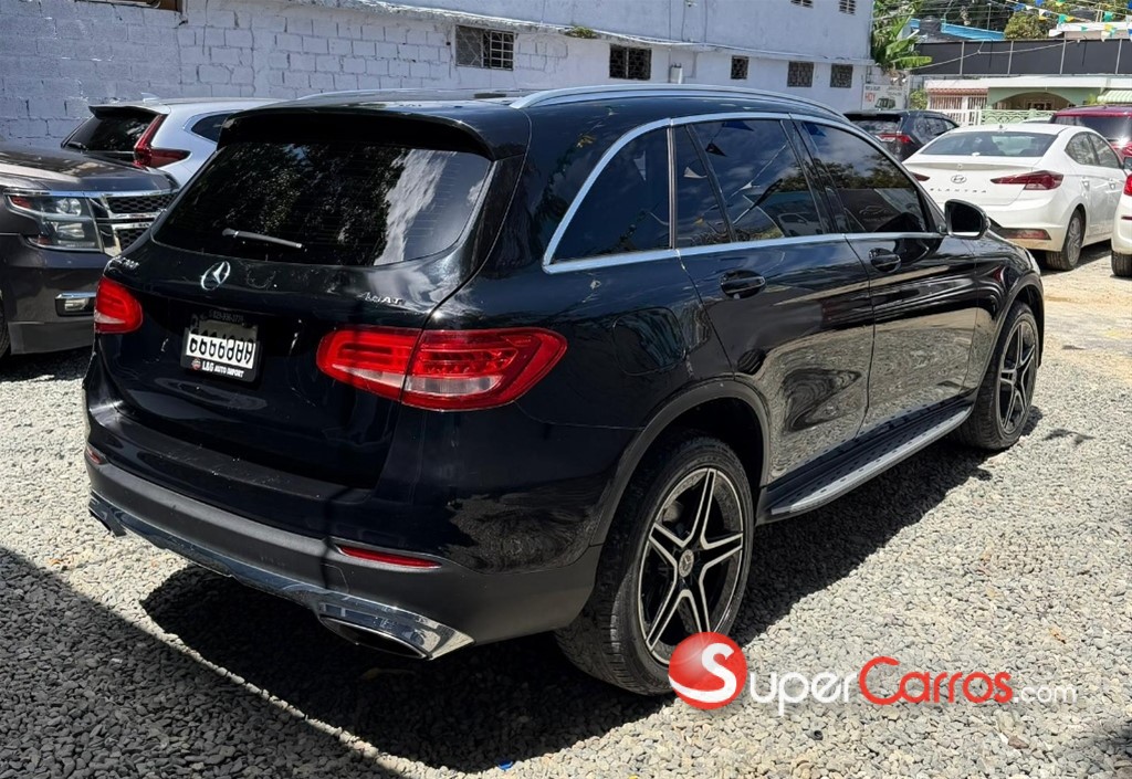 2018 Mercedes-Benz Clase GLC 300 4MATIC — foto 3 / 10