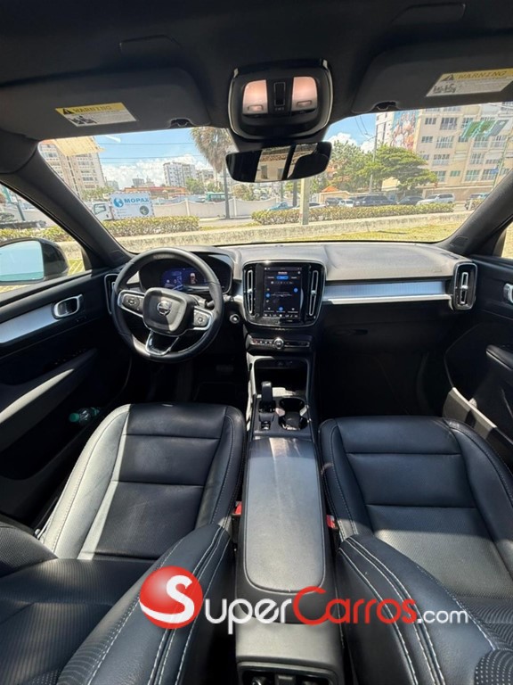 2024 Volvo XC40 B5 — foto 5 / 8