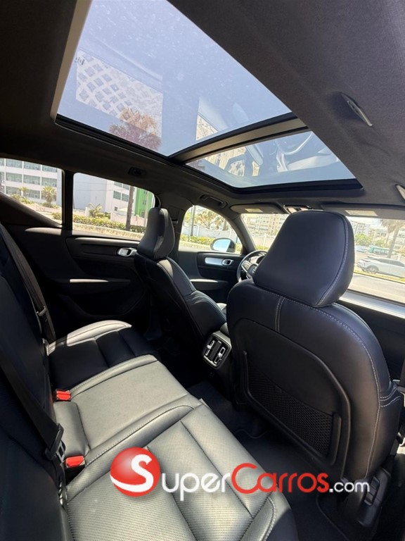 2024 Volvo XC40 B5 — foto 8 / 8