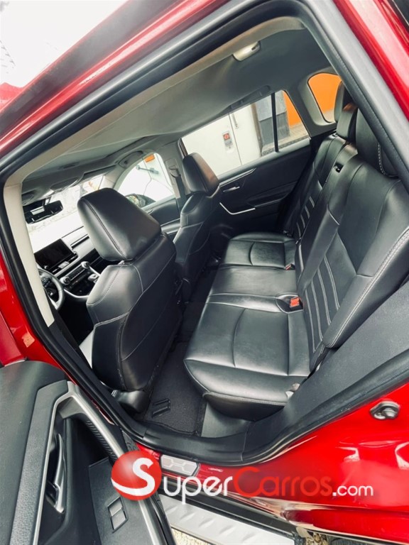 2023 Toyota RAV4 XLE Premium — foto 5 / 8