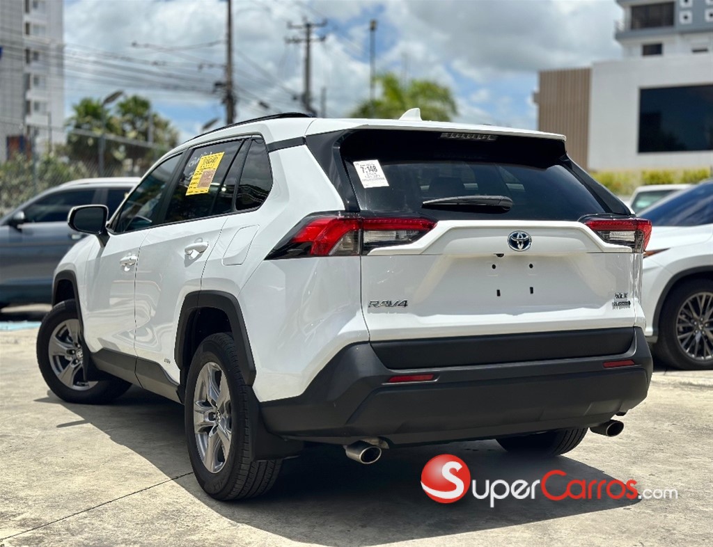 2024 Toyota RAV4 XLE Hybrid — foto 3 / 12