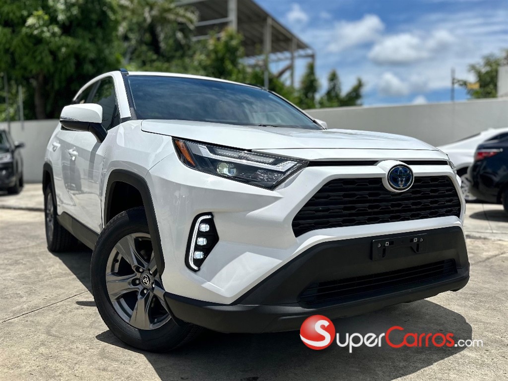 2024 Toyota RAV4 XLE Hybrid — foto 5 / 12