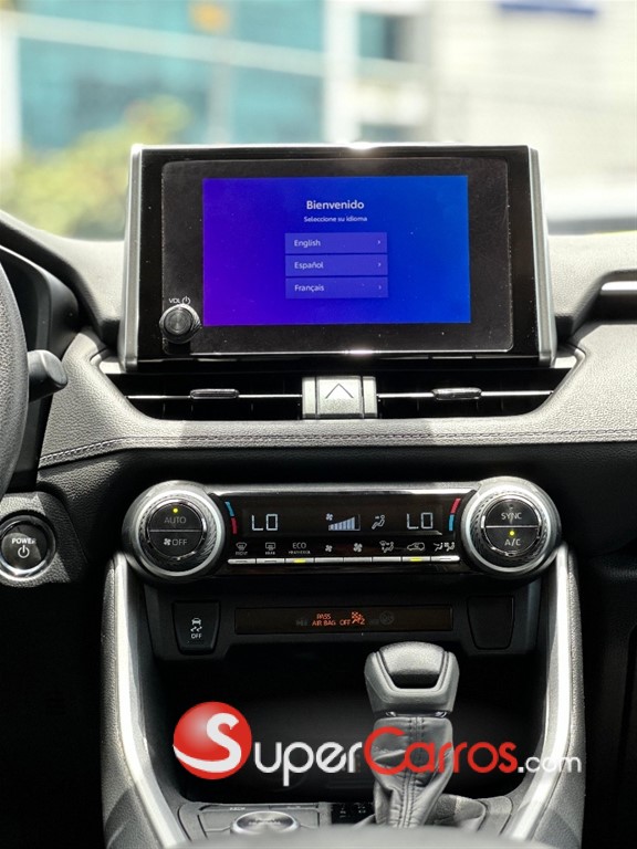 2024 Toyota RAV4 XLE Hybrid — foto 12 / 12