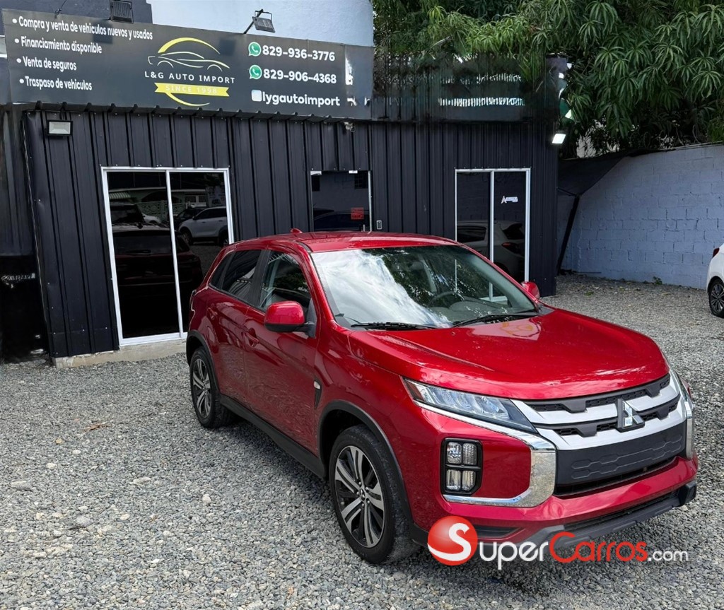2020 Mitsubishi Motors Outlander Sport SE — foto 2 / 10