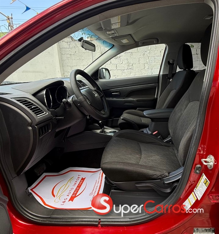 2020 Mitsubishi Motors Outlander Sport SE — foto 8 / 10