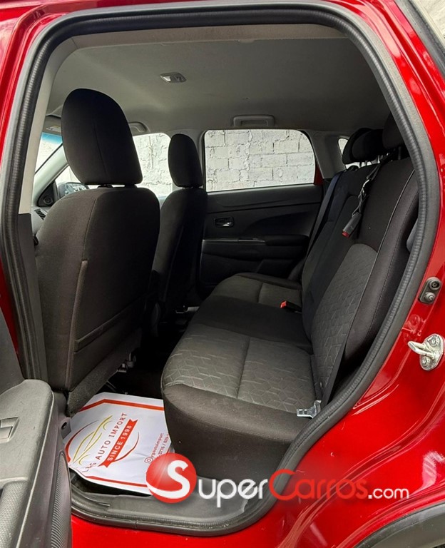 2020 Mitsubishi Motors Outlander Sport SE — foto 9 / 10