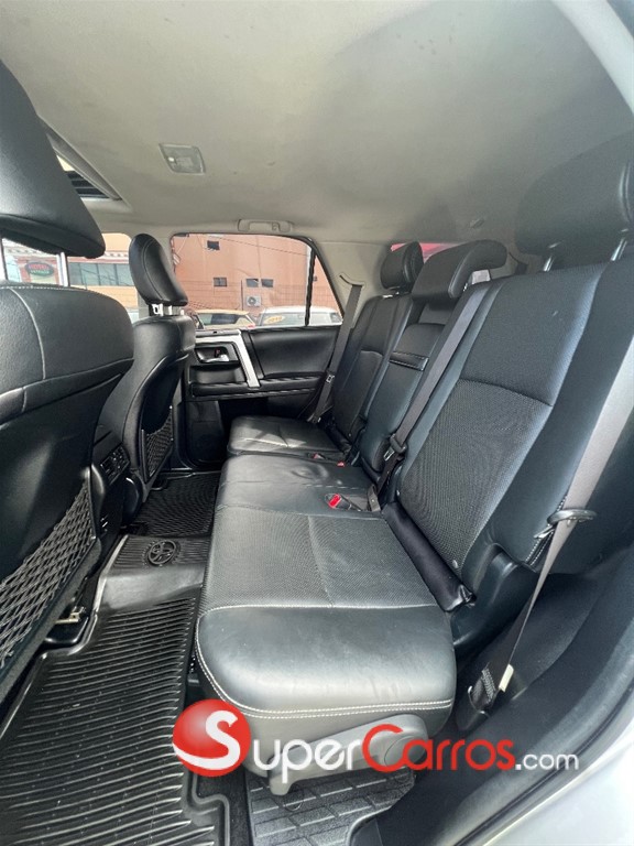 2016 Toyota 4 Runner Limited — foto 5 / 12