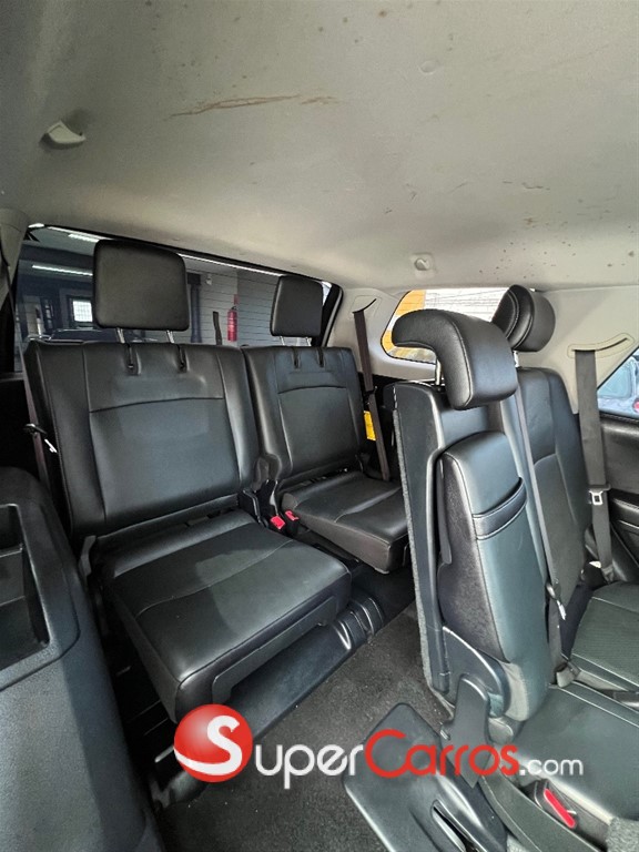 2016 Toyota 4 Runner Limited — foto 6 / 12