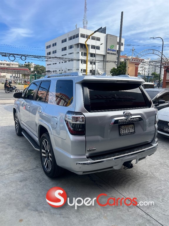 2016 Toyota 4 Runner Limited — foto 7 / 12
