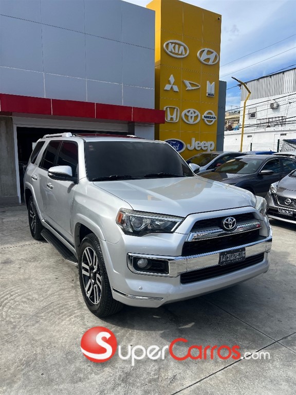 2016 Toyota 4 Runner Limited — foto 11 / 12