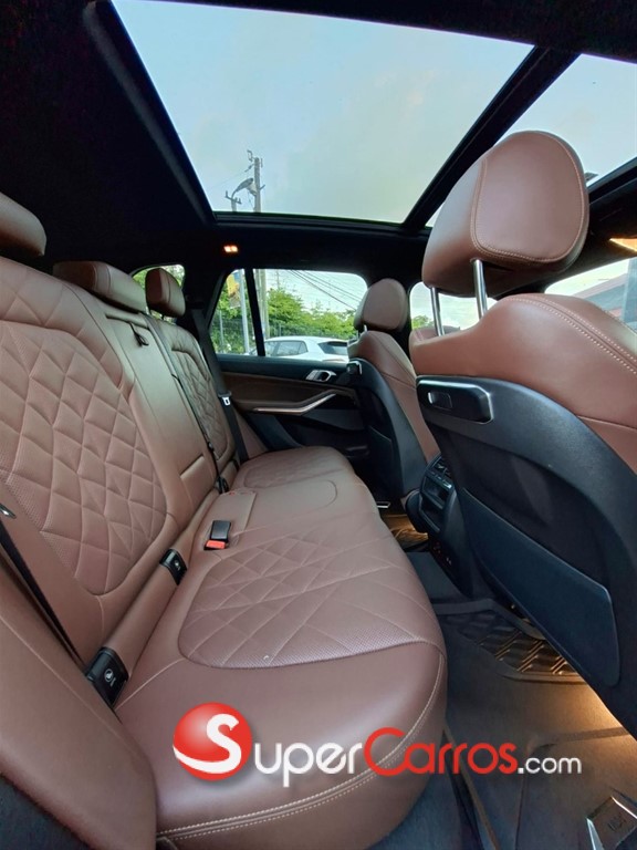 2024 BMW X 5 XDRIVE 50i — foto 8 / 9