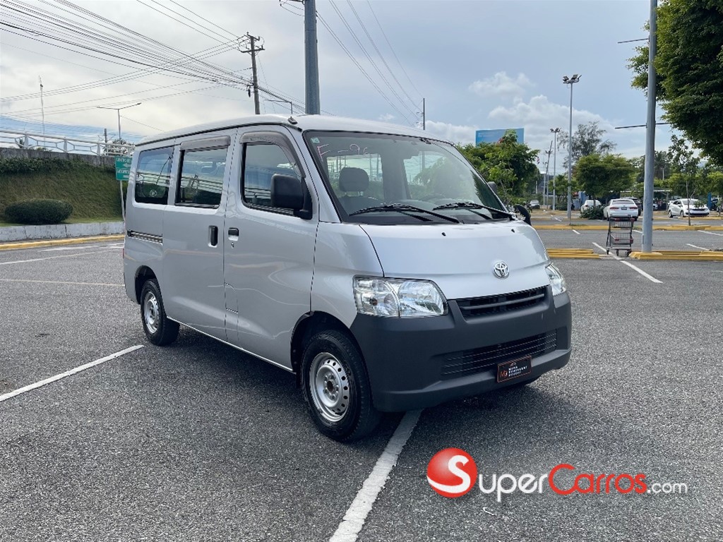 2020 Toyota Lite-Ace