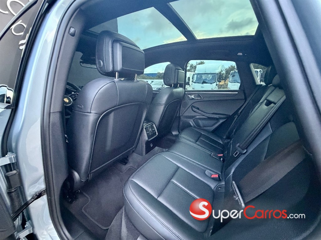 2025 Porsche Macan — foto 7 / 10