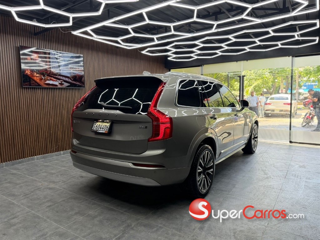 2022 Volvo XC90 Momentum B6 — foto 3 / 12