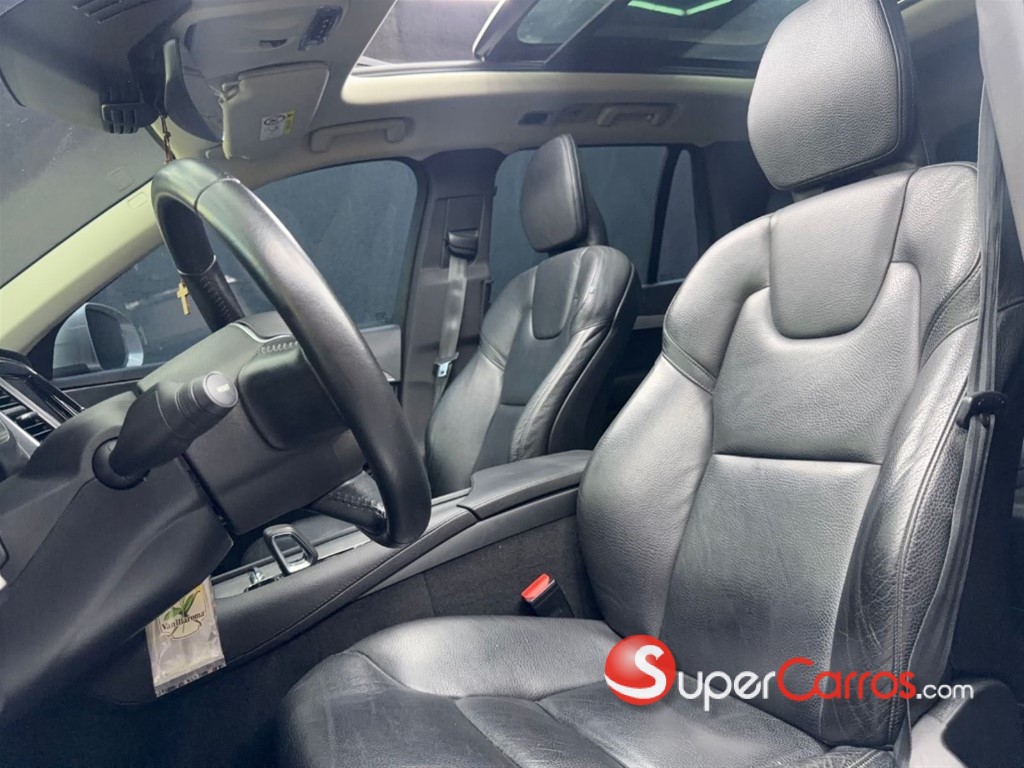 2022 Volvo XC90 Momentum B6 — foto 12 / 12