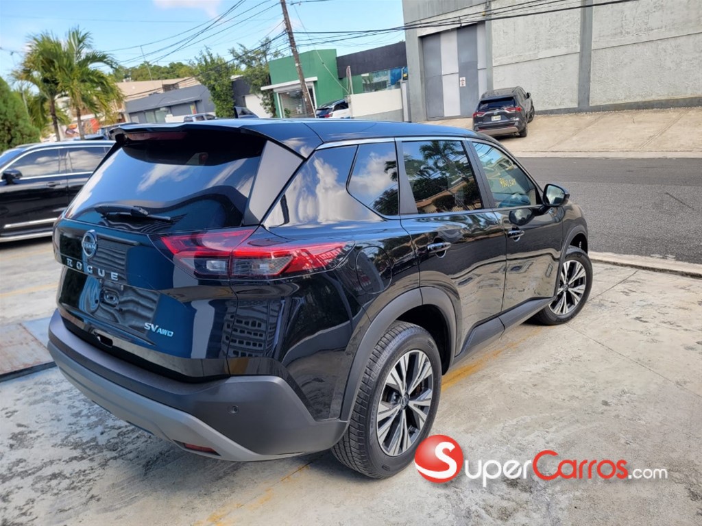 2022 Nissan Rogue SV — foto 2 / 9