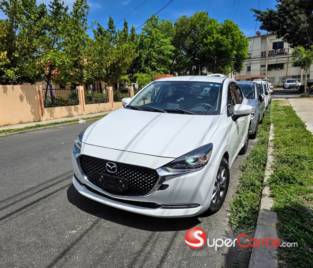 2021 Mazda 2 — foto 4 / 7