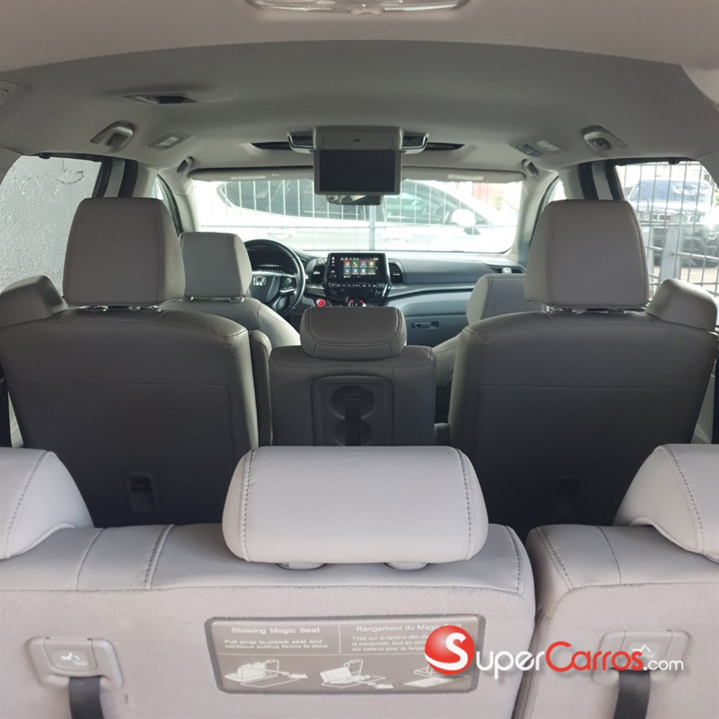 2018 Honda Odyssey Touring — foto 12 / 12