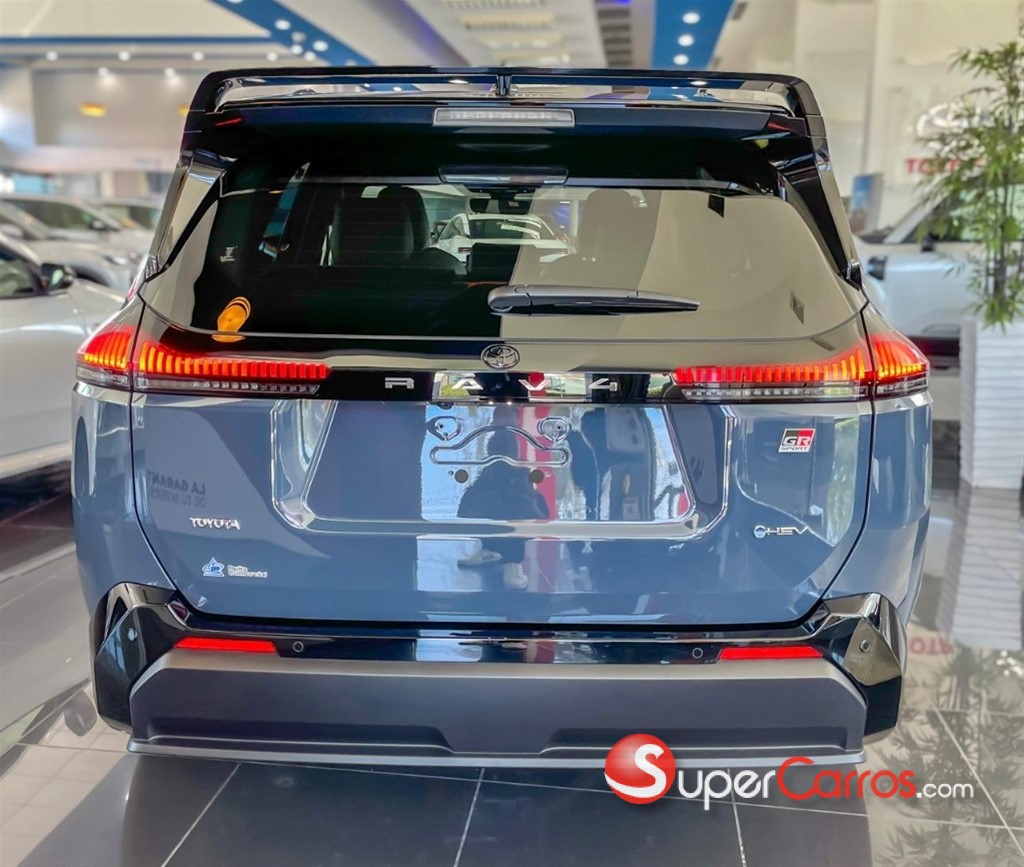 2027 Toyota RAV4 GR Sport — foto 5 / 11