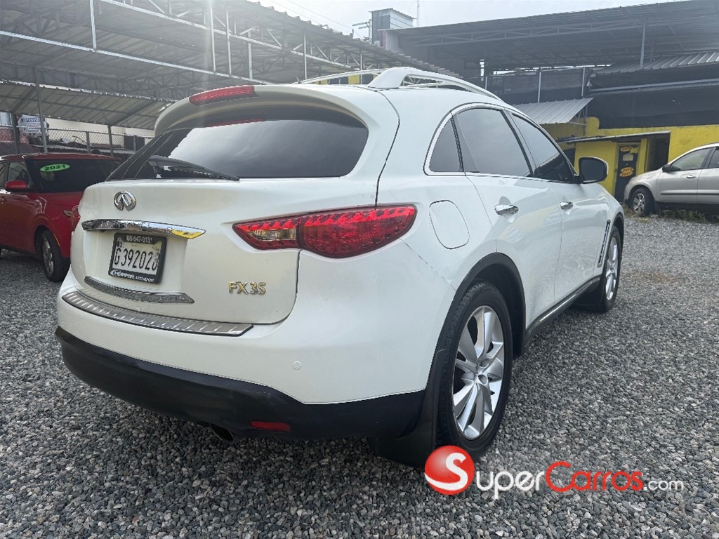 2012 Infiniti FX-35 — foto 5 / 10