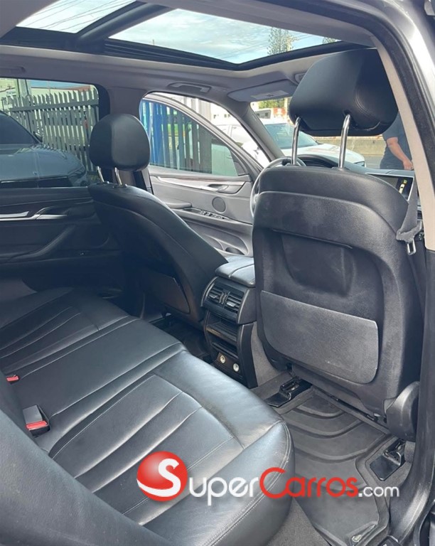 2016 BMW X 5 SDrive 35i — foto 8 / 9