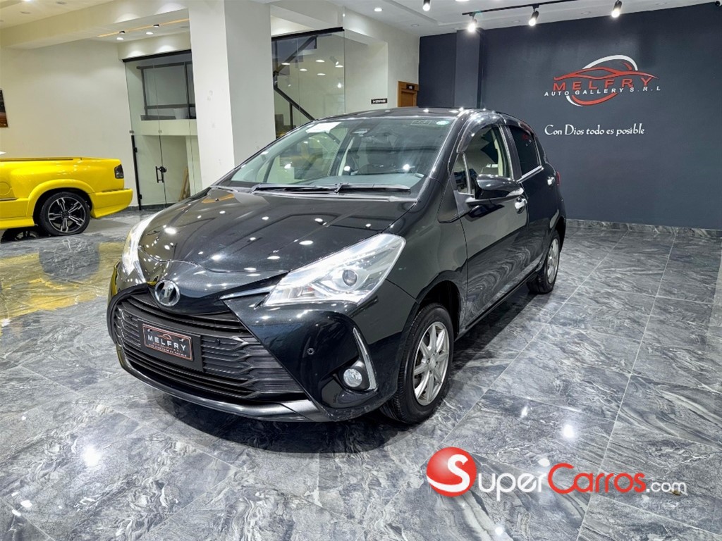 2020 Toyota VITZ — foto 3 / 12