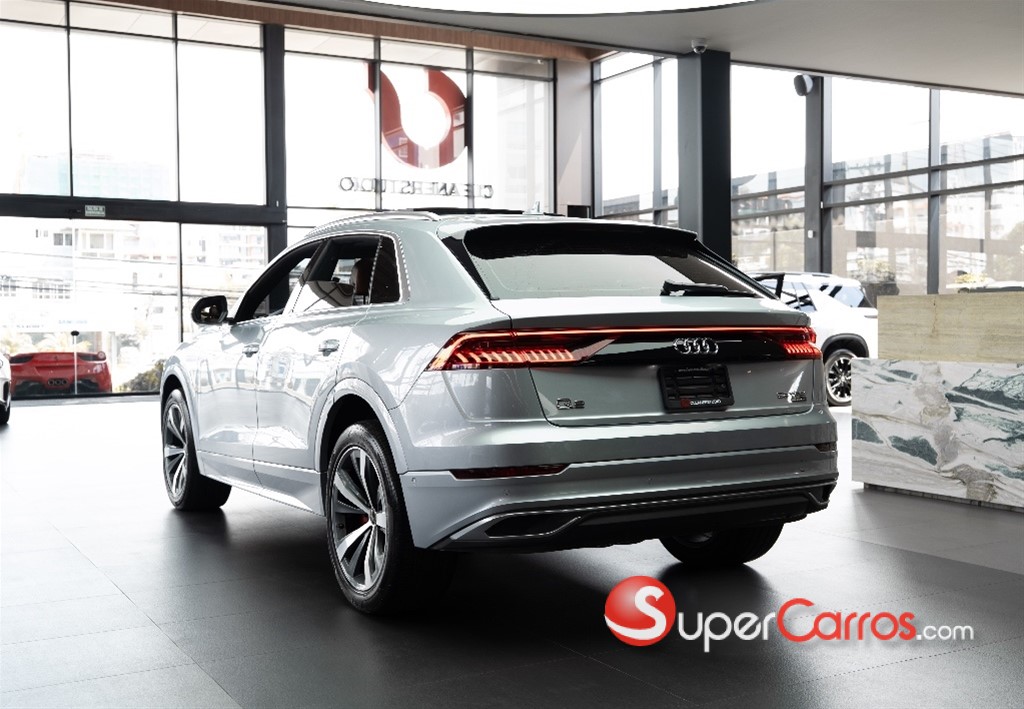 2022 Audi Q8 — foto 4 / 12
