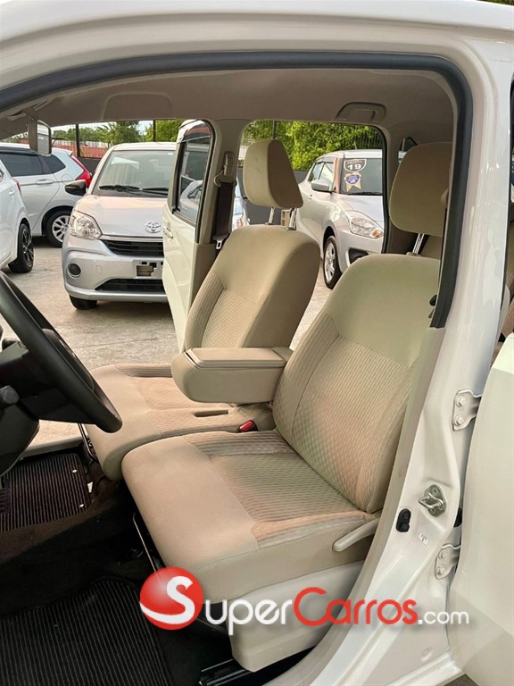 2019 Daihatsu Move — foto 7 / 11
