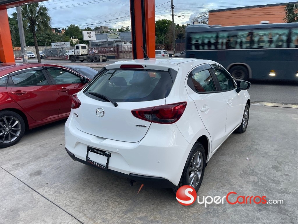 2021 Mazda 2 — foto 6 / 11